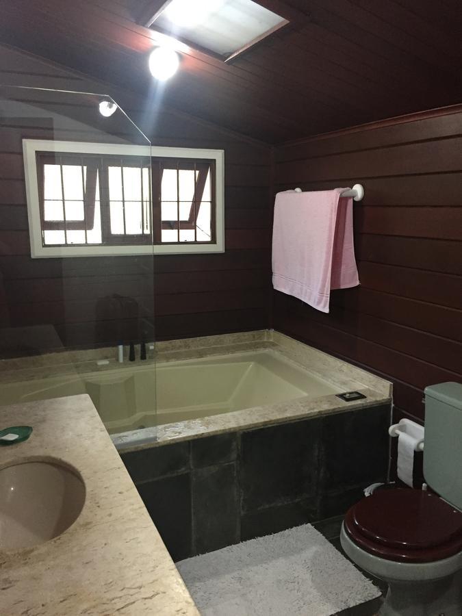 Villa Linda Chacara Com Piscina Atibaia Exterior foto