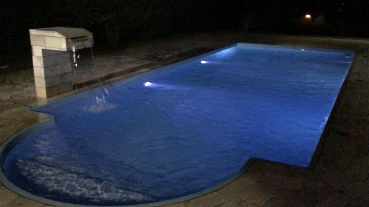 Villa Linda Chacara Com Piscina Atibaia Exterior foto